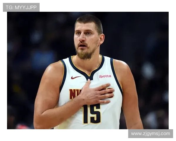 库里轰38+9记三分仍无缘今日最佳！对不起，你碰到暴走的约基奇了